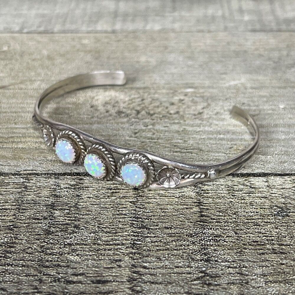 Vintage Sterling Silver Bracelet with Flower Print and Ethiopian Opals